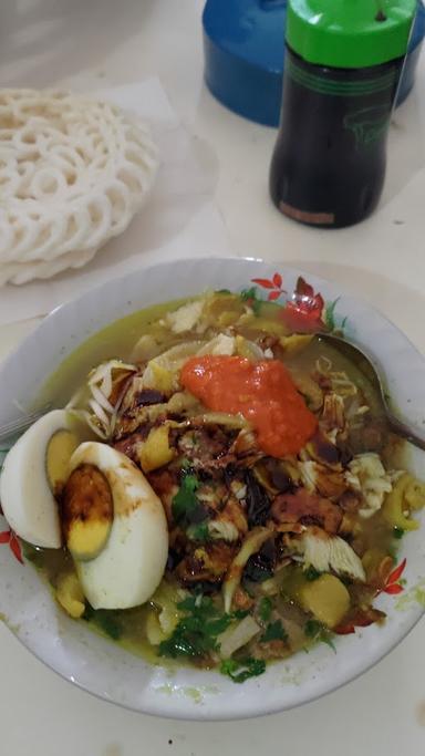 SOTO AYAM CEKER CAK TA'IN