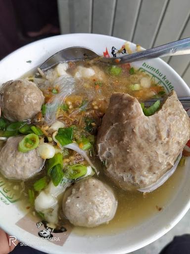 BAKSO & MIE AYAM MAS KEMBAR