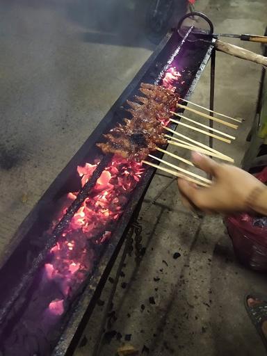 SATE AYAM KAMBING