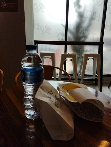 ROTI'O OUTLET RSUD AL IHSAN