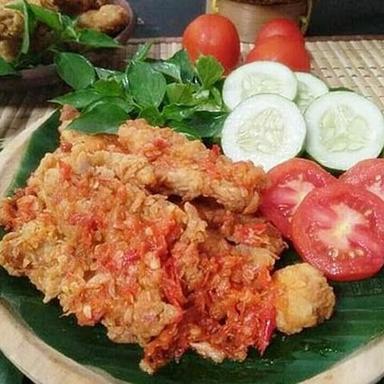 BAKMIE YAMIN NONI