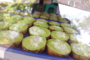 BINGKA KENTANG STAL KUDA BALIKPAPAN