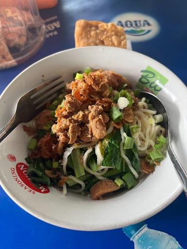 PANGSIT BAKSO AGUS