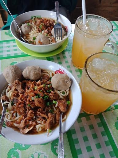 BAKSO GARUDA GUNUNG PASIR