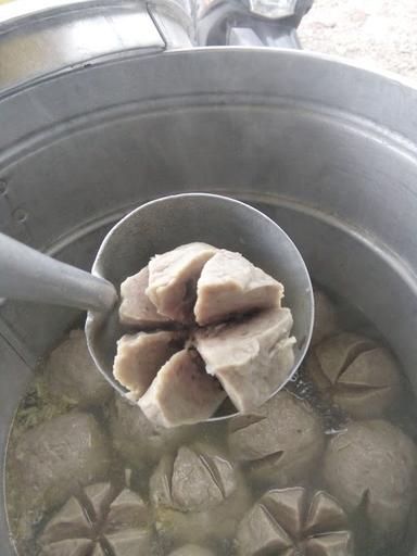 BAKSO KEJU DOME