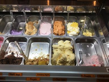 CAPTAIN GELATO