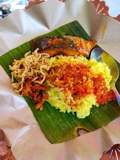 NASI KUNING BU SLAMET