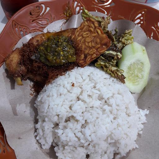 NASI UDUK BEBEK SAMBAL IJO CAK ANAM