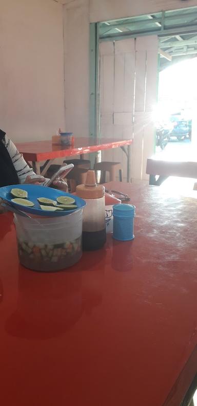 SOP KAKI KAMBING PAK KUMIS