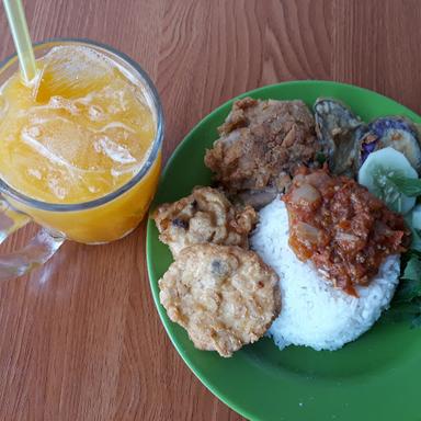 WARUNG SOP BLITAR [WSB]