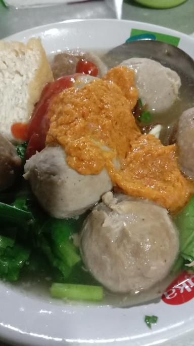 BAKSO & MIE AYAM POJOK KOPRI