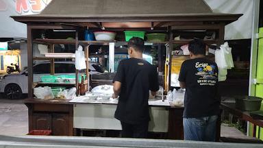 BAKSO & MIE AYAM POJOK KOPRI