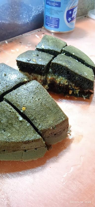 MARTABAK TERANG BULAN FAVORITE