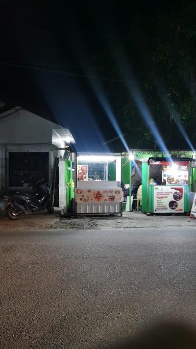 TITIK TEMU KEBABGER