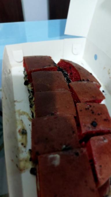 MARTABAK & TERANG BULAN ROYAL 8