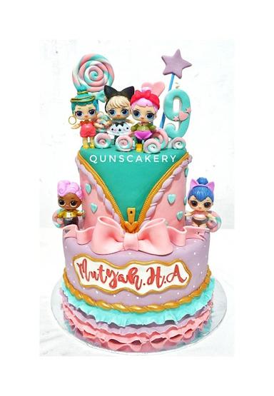 QUN'S CAKE AND BAKERY