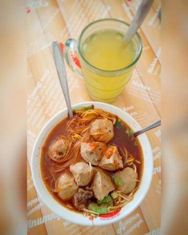 BAKSO & MIE AYAM GENDON SBC