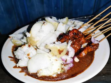 SATE AYAM ROHMAN