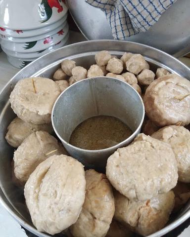 KEDAI BAKSO BERANAK ANDALAN