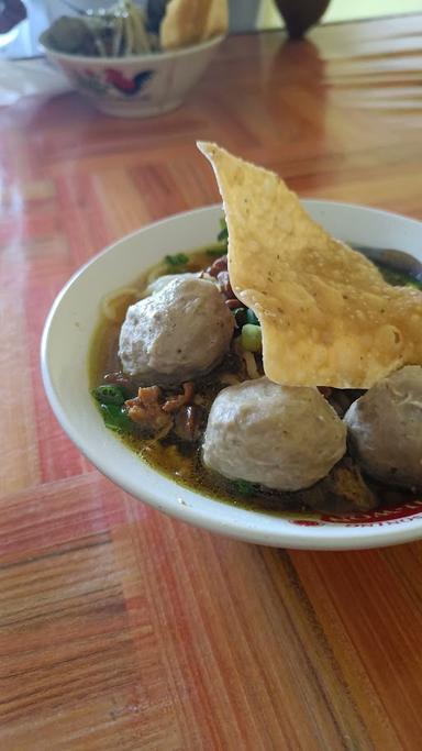 MIE AYAM & BAKSO SOLO