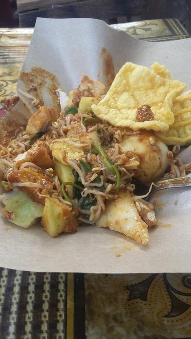 WARUNG GADO-GADO MADURA