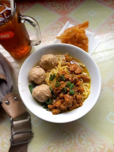 BAKSO & MIE AYAM PANGSIT PODO MORO