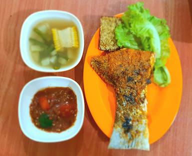 RM.JASMIN IKAN BAKAR