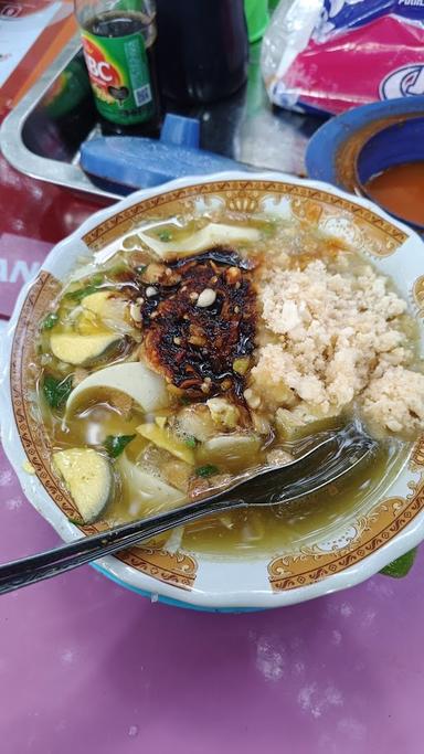 SOTO AYAM LAMONGAN DAN RAWON PAK DHE ERTE