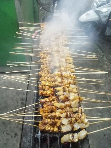 TAHU BAKAR & SATE JAMUR BLITAR