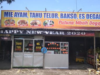 BAKSO BALUNGAN ES DEGAN PAK EDY