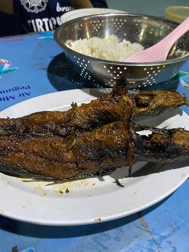 LESEHAN UNGGUL, SPESIALIS LELE BAKAR