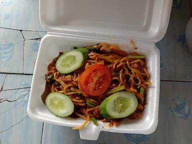 MIE AYAM & BAKSO OM NONHOO