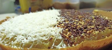 MARTABAK MANIS TELOR FARKAN