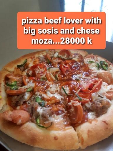 PIZZA DAN STEAK NONA GALAK