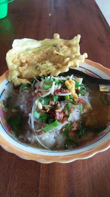 WARUNG SOTO & GORENGAN BU TIN