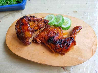 AYAM PENGKOLAN