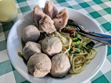 BAKSO SOLO MAS SIS