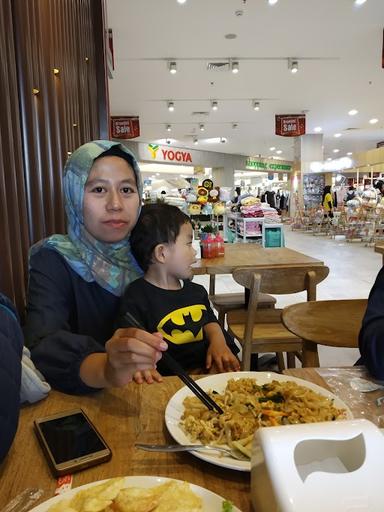 GADING CHINESE FOOD RESTAURANT • SUMBER SARI JUNCTION