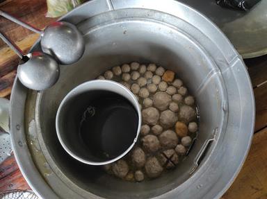 BAKSO HENDRO SOLO