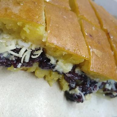 MARTABAK AGO BANGKA MANIS & TELOR