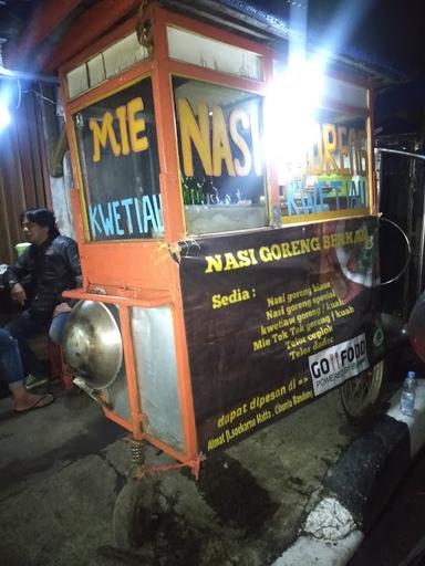 NASI GORENG BERKAH HOLIS