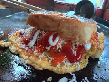 ROTI BAKAR KUKUS DAN SANDWICH