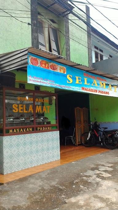 RUMAH MAKAN SELAMAT