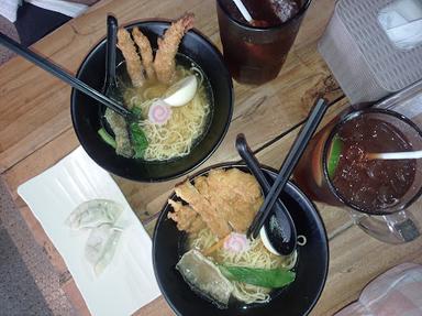 RAMEN GIANT CIJERAH