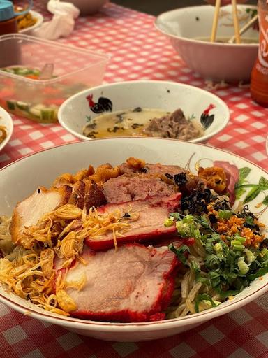 SOTO MIE BAKUT KHAS SUKABUMI KO RICKY