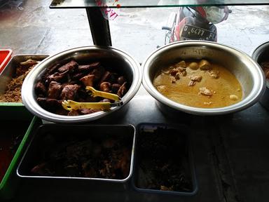 WARUNG GUDEG YOGYA HOLIS