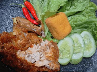 WARUNG SEBLAK MM ILA GEMPOLSARI BANDUNG