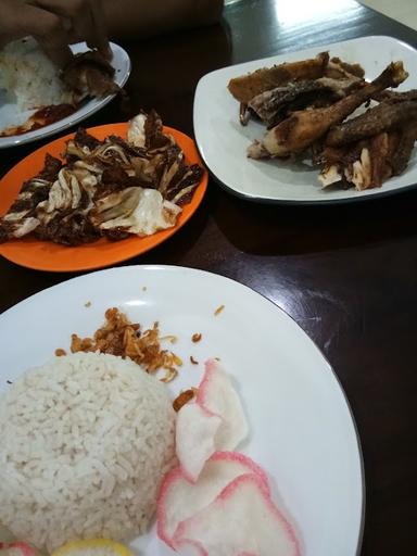 AYAM BERKAH