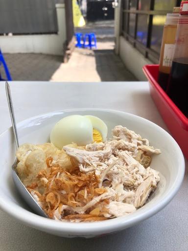 BUBUR AYAM ANGGREK KANG MUN