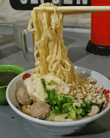 MIE BASO MAS BASUKI